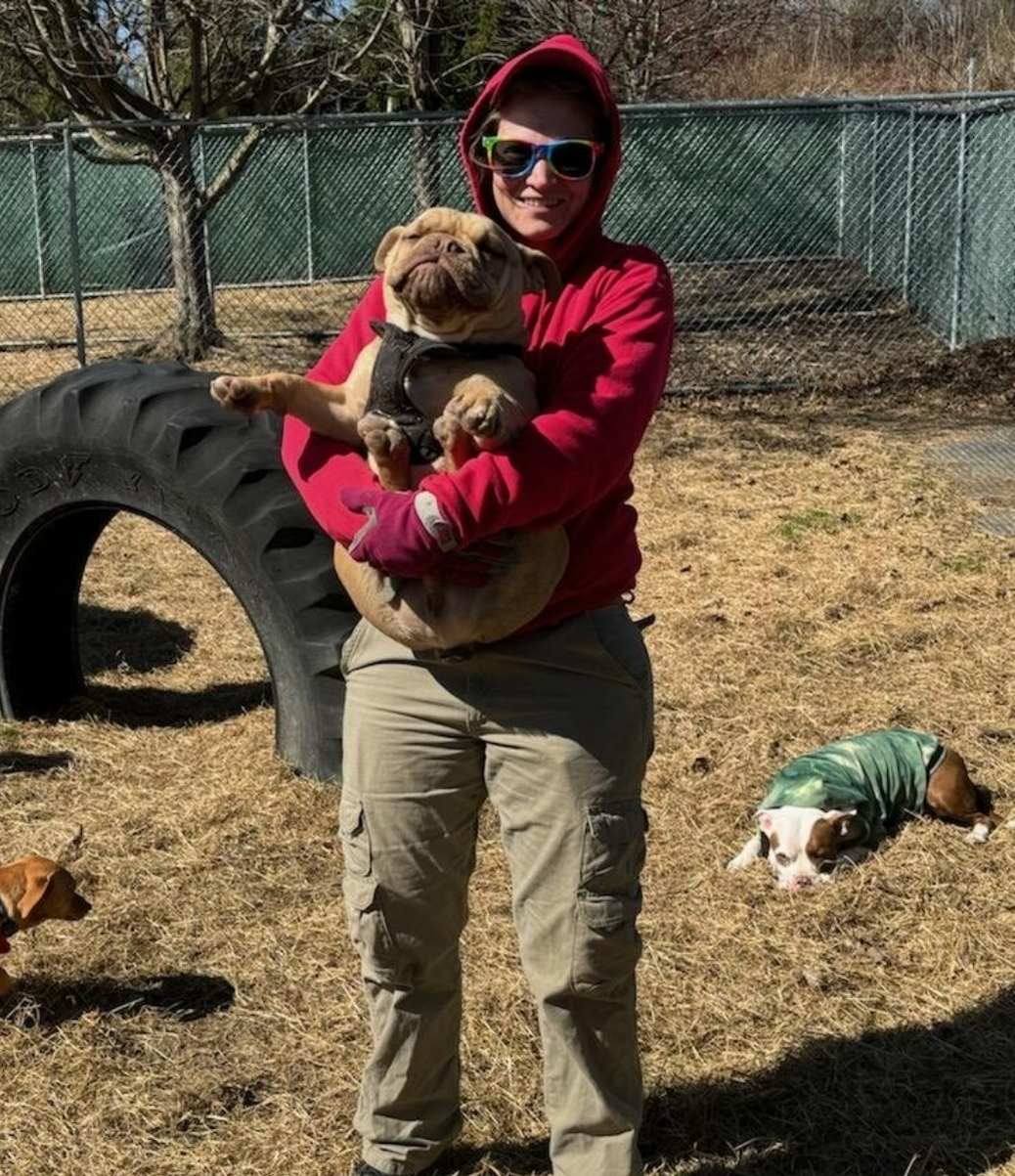 Chelsea, Behavior Barn Manager